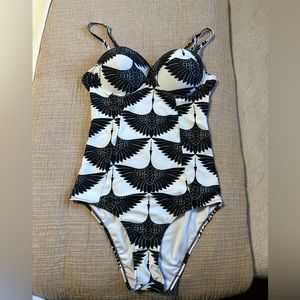 Cupshe one piece black and white swan swimsuit